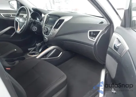 2014 Hyundai Veloster Base W/Black z USA, uszkodzony, nr VIN KMHTC6AD3EU187156